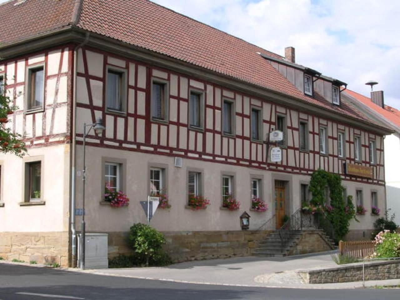 Hotel Landgasthof zur Linde Irmelshausen Exterior foto